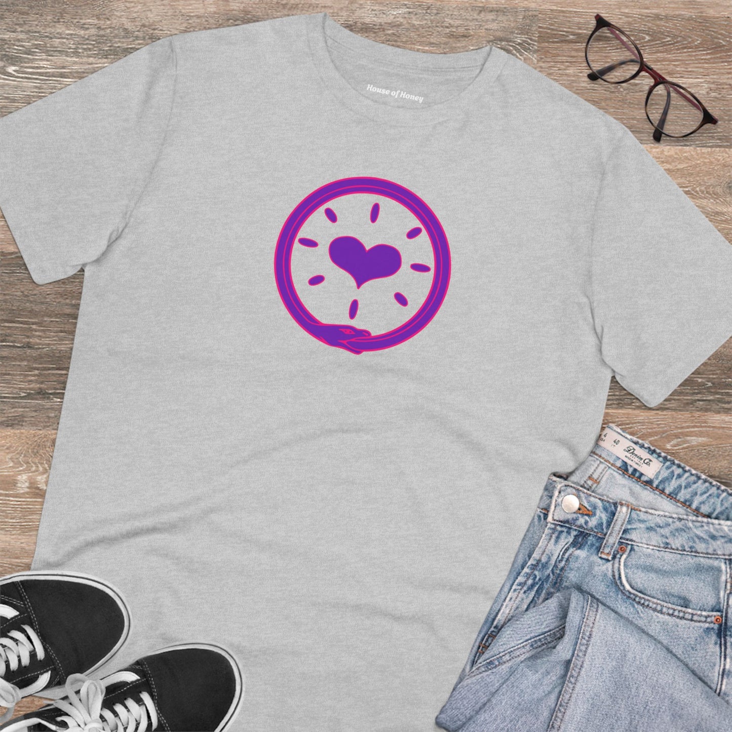 'OUROBOROS HEART' Organic T-shirt - Unisex