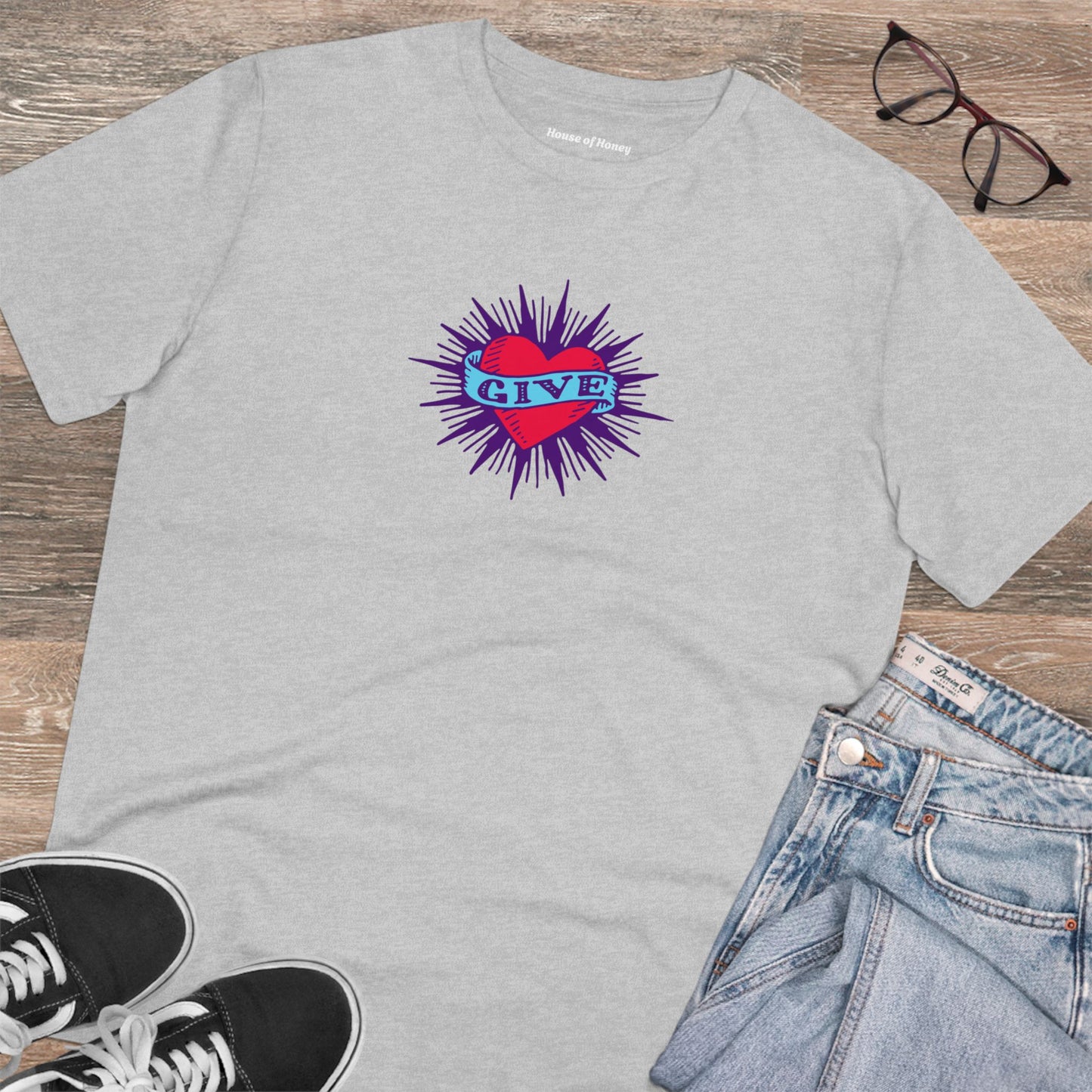 'GIVE TATTOO' Organic Creator T-shirt - Unisex